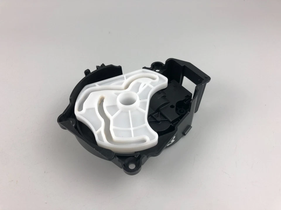 Mini Clubman F54 AC Heater Flap Motor Actuator 410478280 - Image 3 of 4