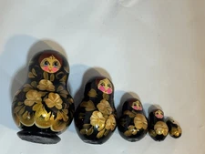 Vtg 3.5” Russian Nesting Doll 5pc Set Read Desc.