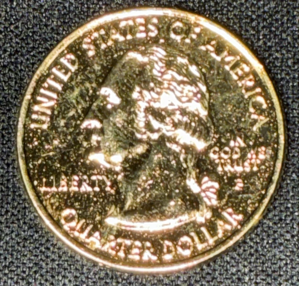 2004 p Uncirculated 24k Gold Plated Washington Quarter UNC Texas State Quarter - Image 4 of 4