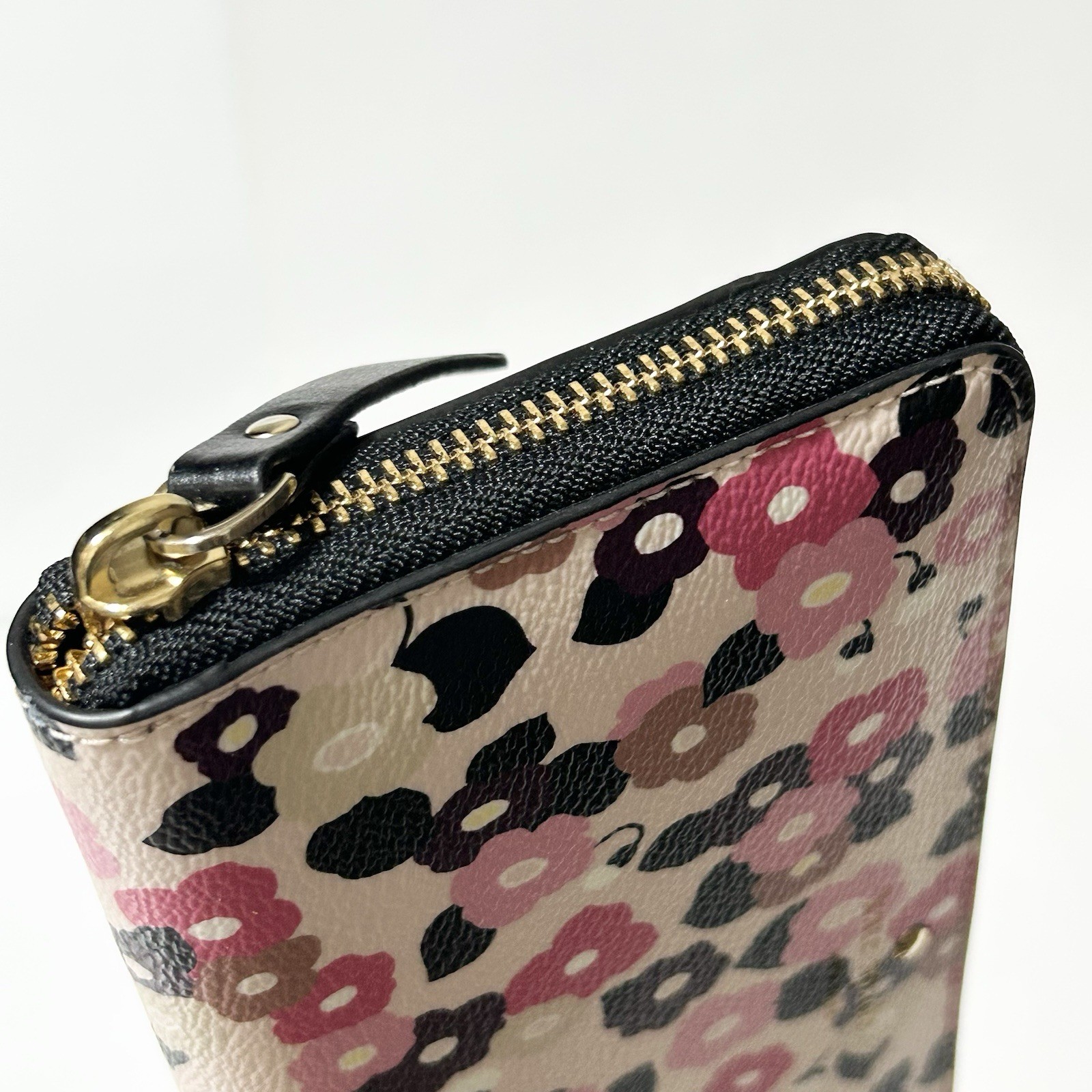 kate spade Canvas Floral Round Zipper Long Wallet with Coin Pocket D0242020Z2 thumbnail 7