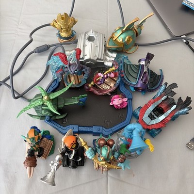 Activision Skylanders Lot - 6 Figures   5 vehicles Superchargers Portal Of Power