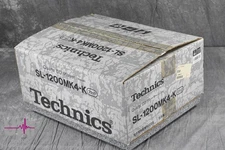 Unused Technics SL-1200MK4 Black direct drive turntable