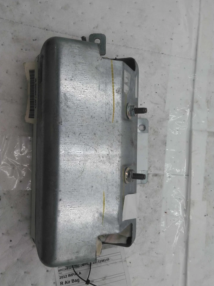 2012 Chevrolet Impala Right Blue Instrument Panel Air Bag 335085 109K Miles Foto 2 de 4