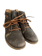 BORN Temple Gray/ Brown Distressed Leather Suede Ankle Boot Women's 9 F32529