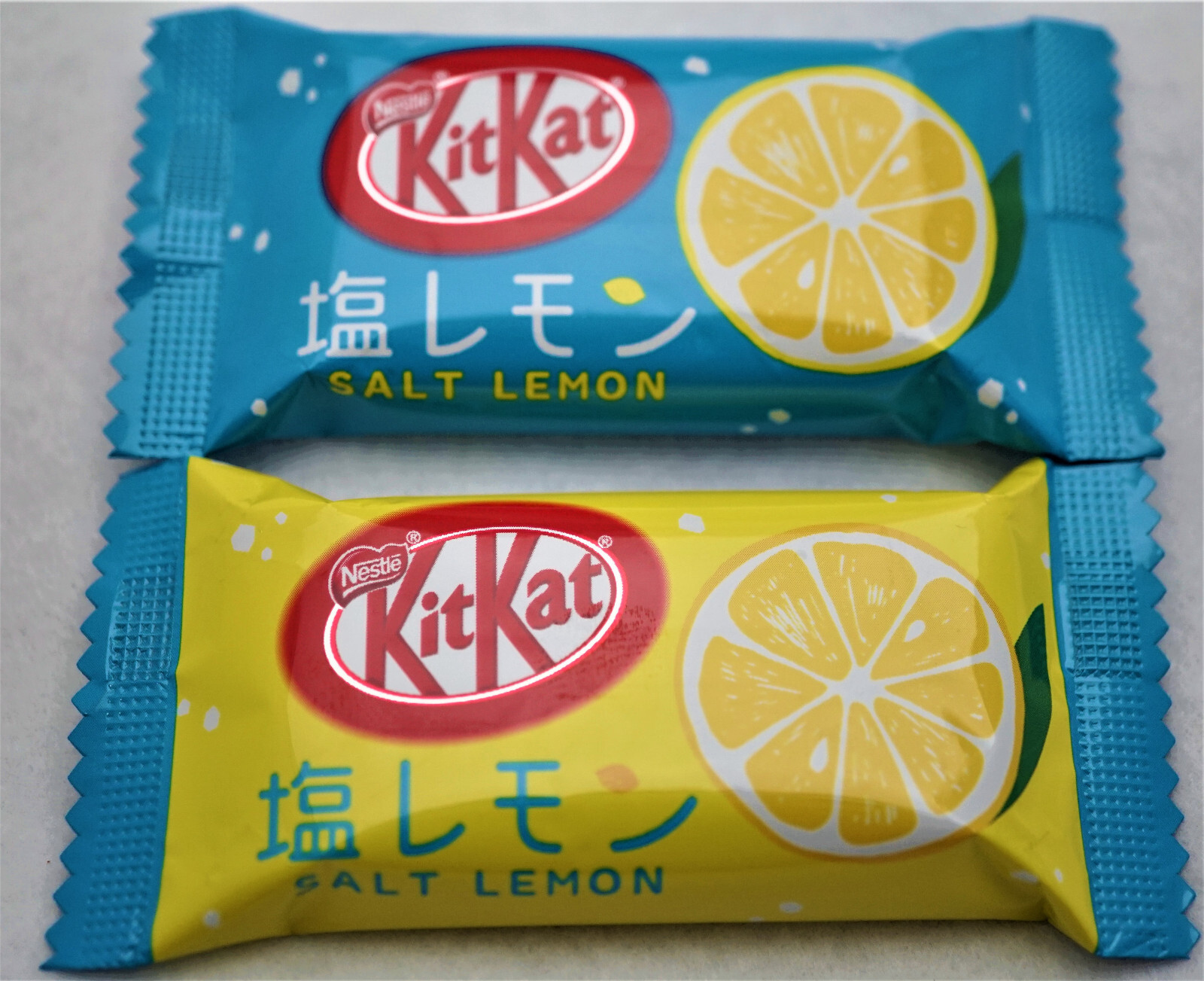 Молочный шоколад 35 штук по 40 г, Kitkat.