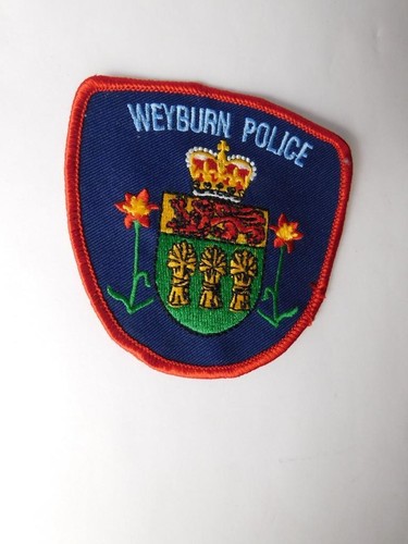 WEYBURN POLICE DEPARTMENTVINTAGE PATCH BADGE SASKATCHEWAN UNIFORM COLLECTOR