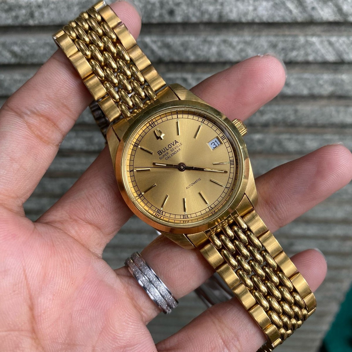 Rare Bulova Super Seville Calender Automatic Date Gold
