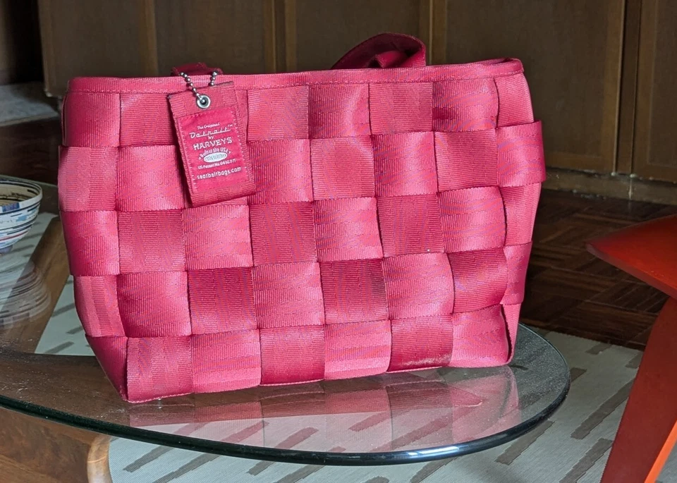 Harvey's "Detroit" Seat Belt Bag Original Purse vintage RED! made in USA - Image 4 of 4