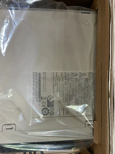 Servocontrolador 1 pieza YASKAWA SGD7S-5R5A00B202 SGD7S5R5A00B202 NUEVO envío rápido - Imagen 3 de 3