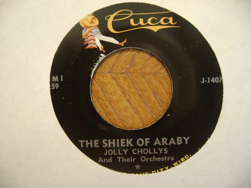 CUCA 45 RECORD J1407  /JOLLY CHOLLYS/ FIVE FEET TWO/ SHIEK OF ARABY/ VG+