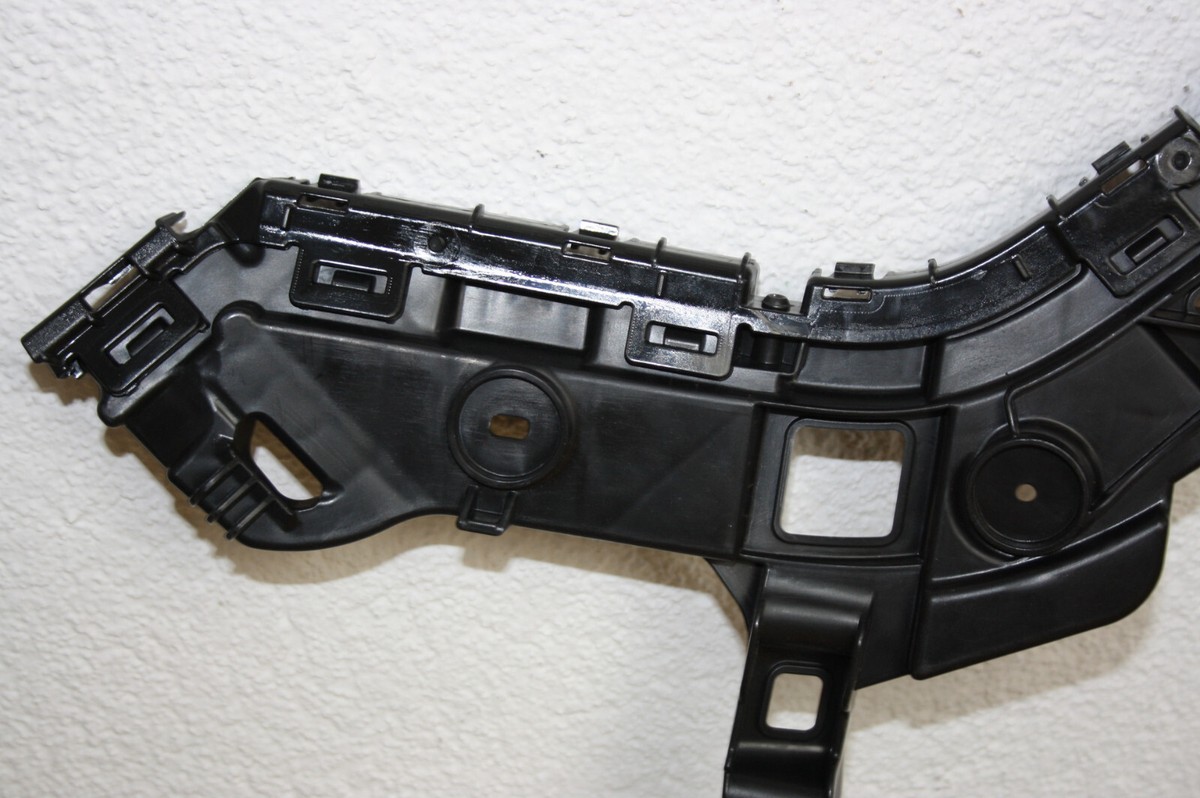 Orig VW Passat Führungsprofil 3G9807393 Halter Stoßfänger hinten  