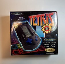 Vintage Radica Handheld Flip Case Tetris Game 2000 works / original package 