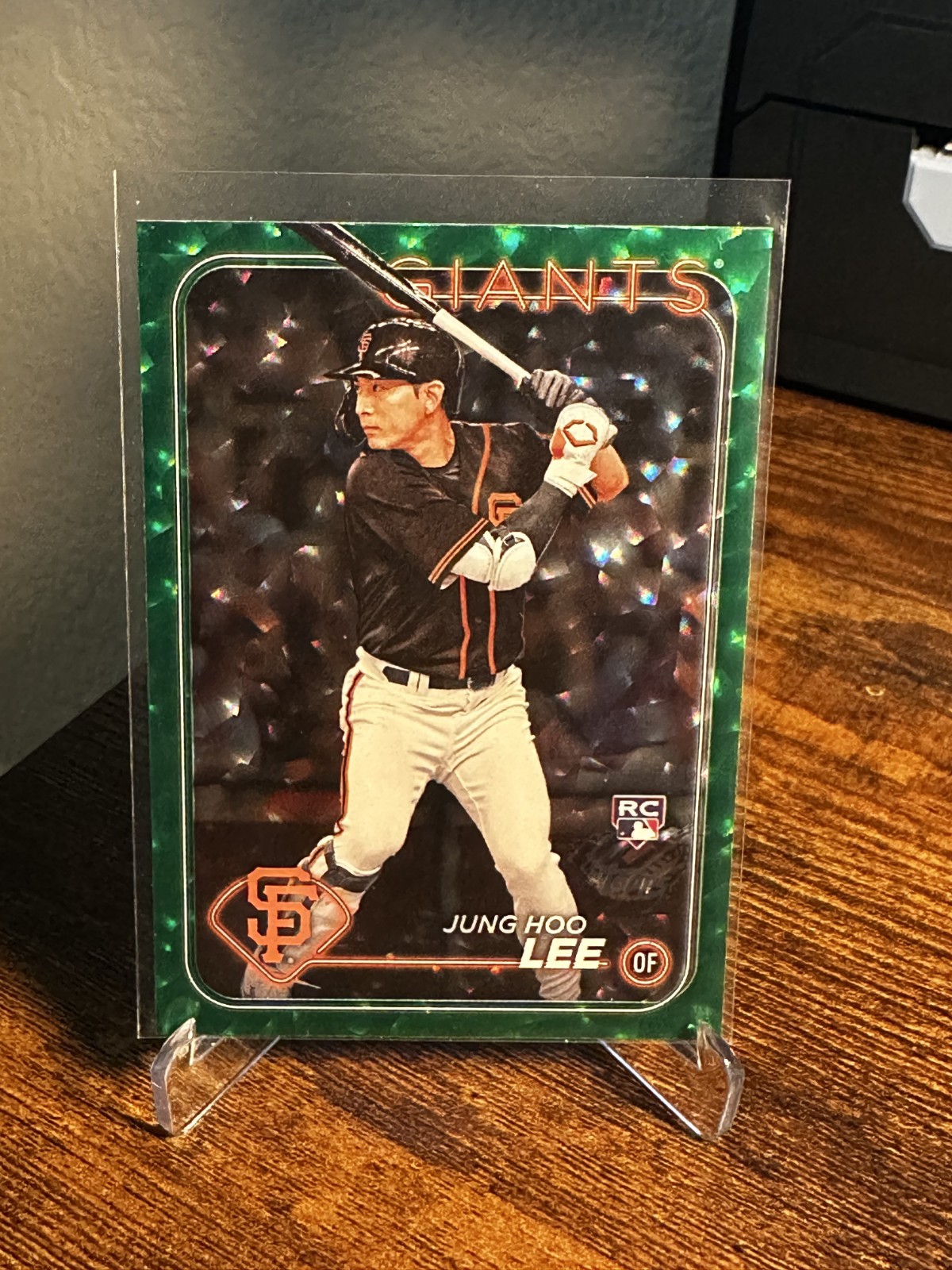 2024 Topps Series 2 - Jung-Hoo Lee #691 Green Foil /499 (RC)