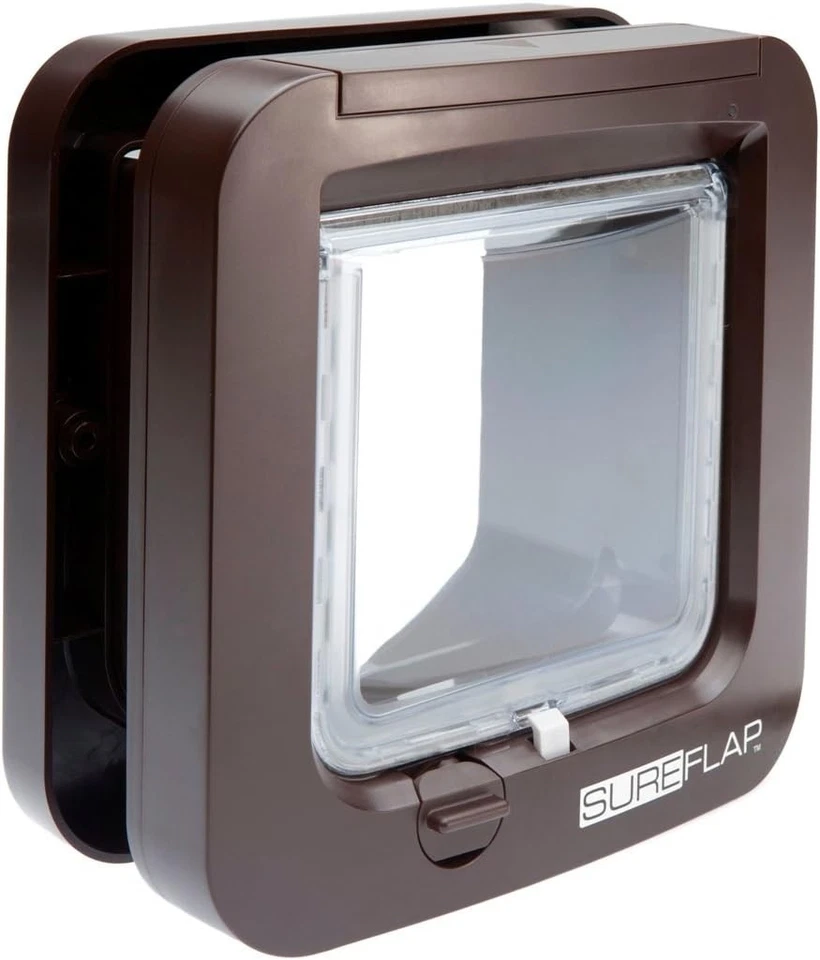 Durable Microchip Cat Flap for Convenient Pet Access - Ideal Gift for Cat Lovers - Image 3 of 4