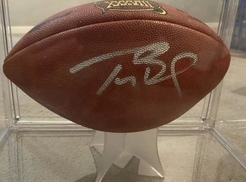 Tom Brady Autographed Super Bowl Football JSA LOA Authentication, case included