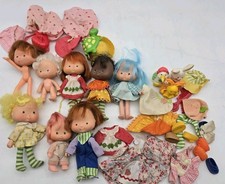 vintage Strawberry Shortcake lot dolls manufactured by Kenner in the 80s