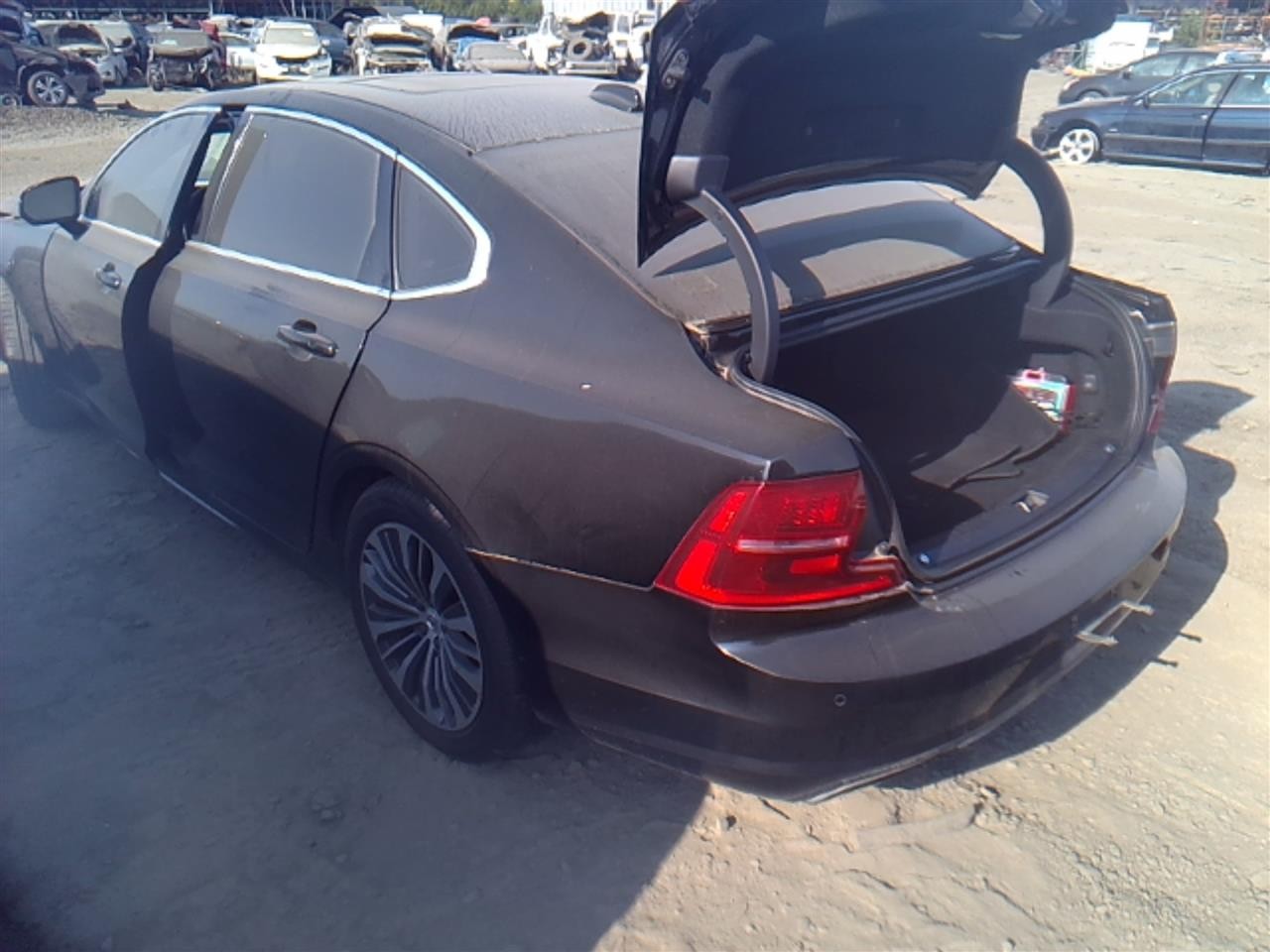 Used Park Assist Camera fits: 2020 Volvo S90 camera forward collision warning Ac