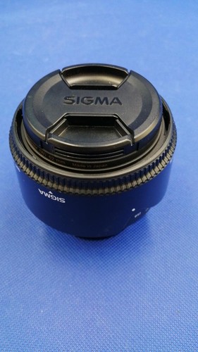 SIGMA 30MM 1:1.4 DC HSM Camera Lens