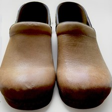 Dansko Professional Women's Honey Distressed Leather Shoes Size 40 US 9 WIDE