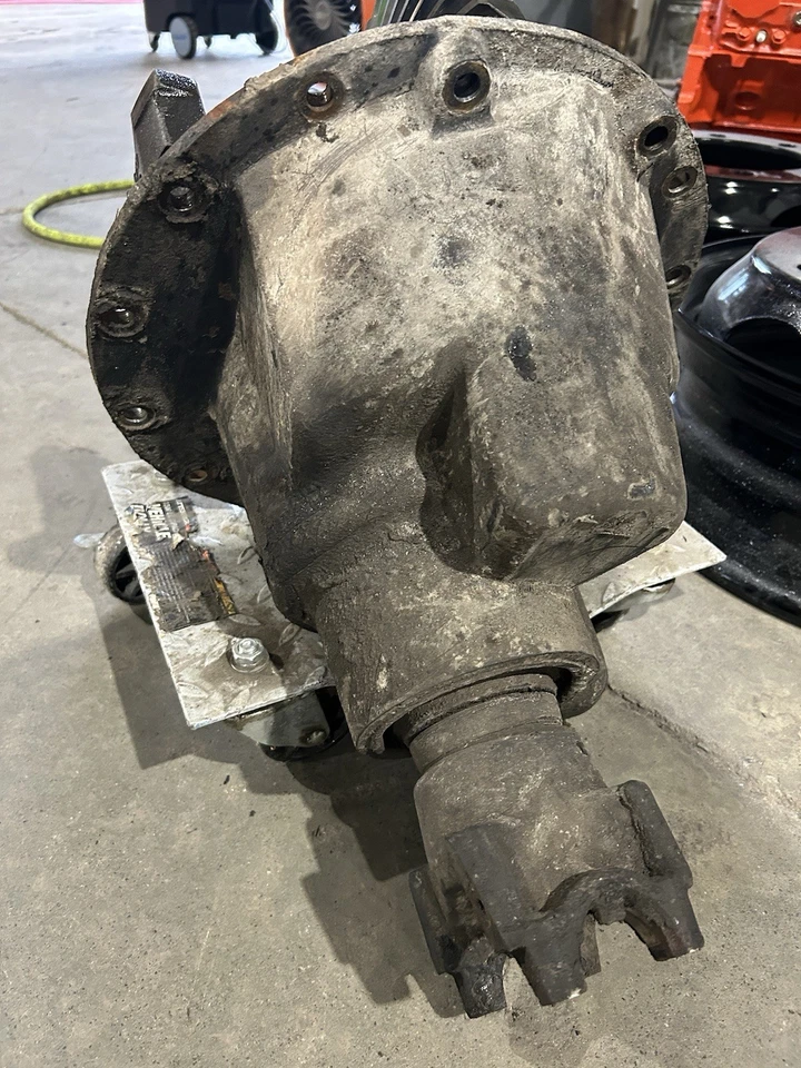 International 4700 1996 sección central S150s 4,08 relación de transmisión. Usado Foto 2 de 2