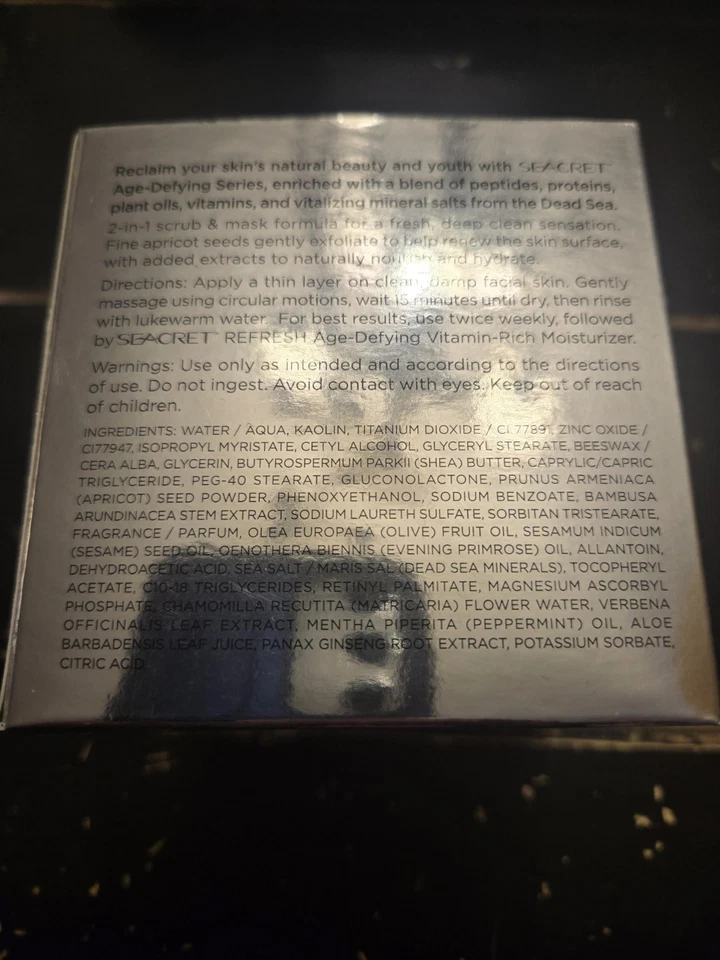 Máscara esfoliante rica em minerais Seacret Age Defying Renew - Imagem 2 de 4