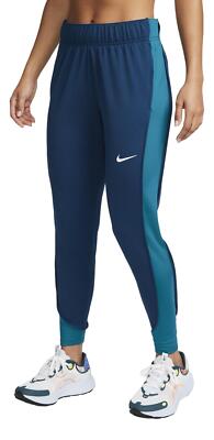 Nike Sportswear Women's Therma-Fit Essential Women's Running