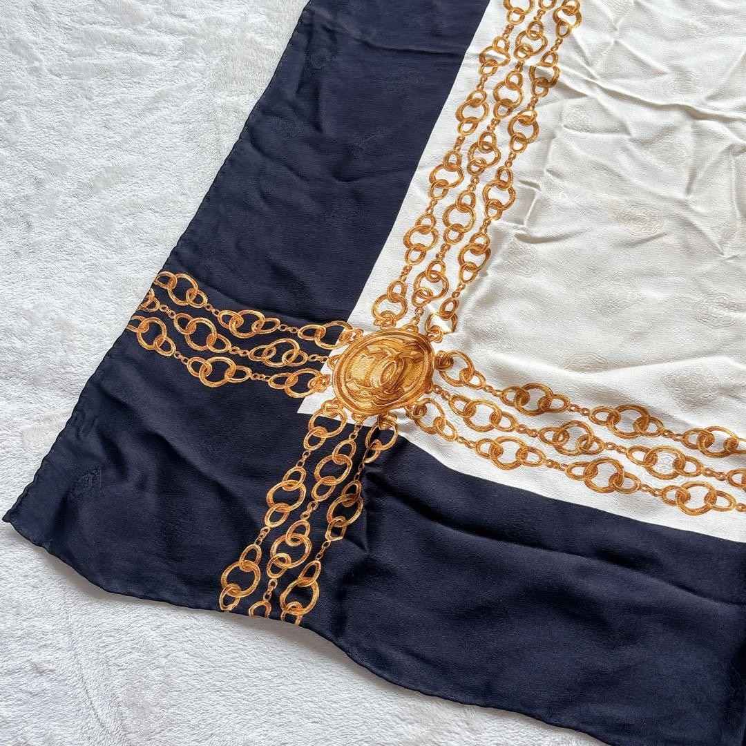 Used CHANEL✨CHANEL Coco Mark Chain Motif Large Silk Scarf
