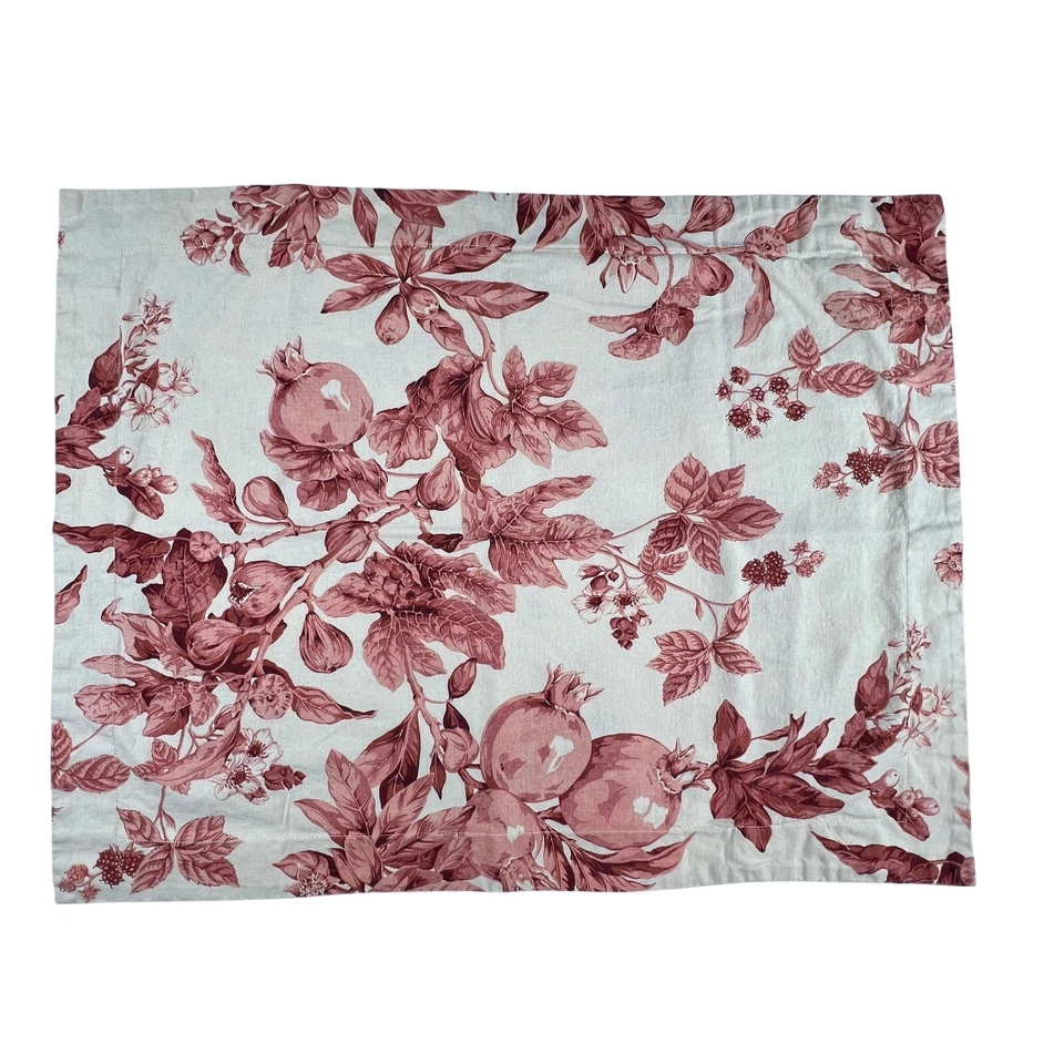 Par de fundas estándar Pottery Barn Lisette rojo marfil granada floral  Foto 2 de 4