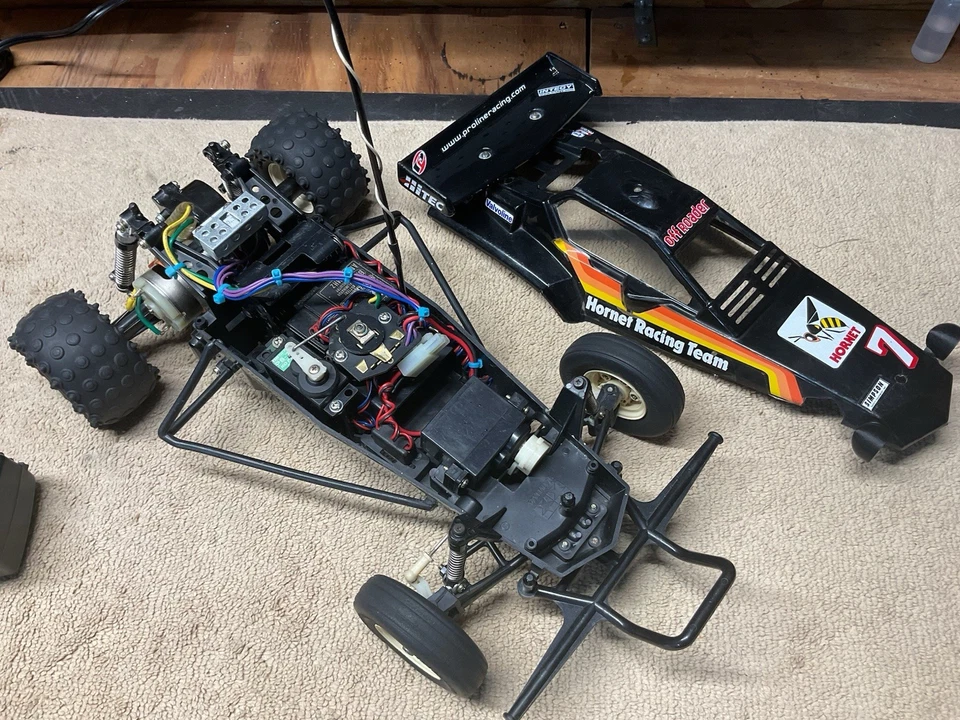 VINTAGE Tamiya Hornet FUTABA Radio Mech Speed Controller Working Order Collector - Image 3 of 4