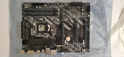 GIGABYTE GA-Z370 HD3 Motherboard 1151 DDR4 ATX (NO IO SHIELD)