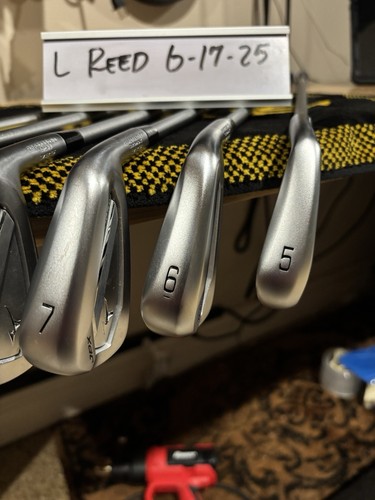 RH Mizuno JPX 925 Forged Iron Set 5-PW KBS Tour C-Taper Lite 110 Stiff Flex