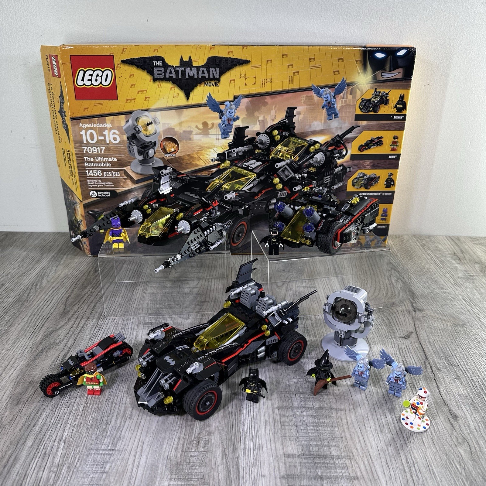LEGO Batman Movie: The Ultimate Batmobile 70917 100% ALL MINIFIGS!, Box, Manual