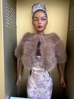 Integrity Toys FR East 59th Lady Aurelia Grey Enchanting in