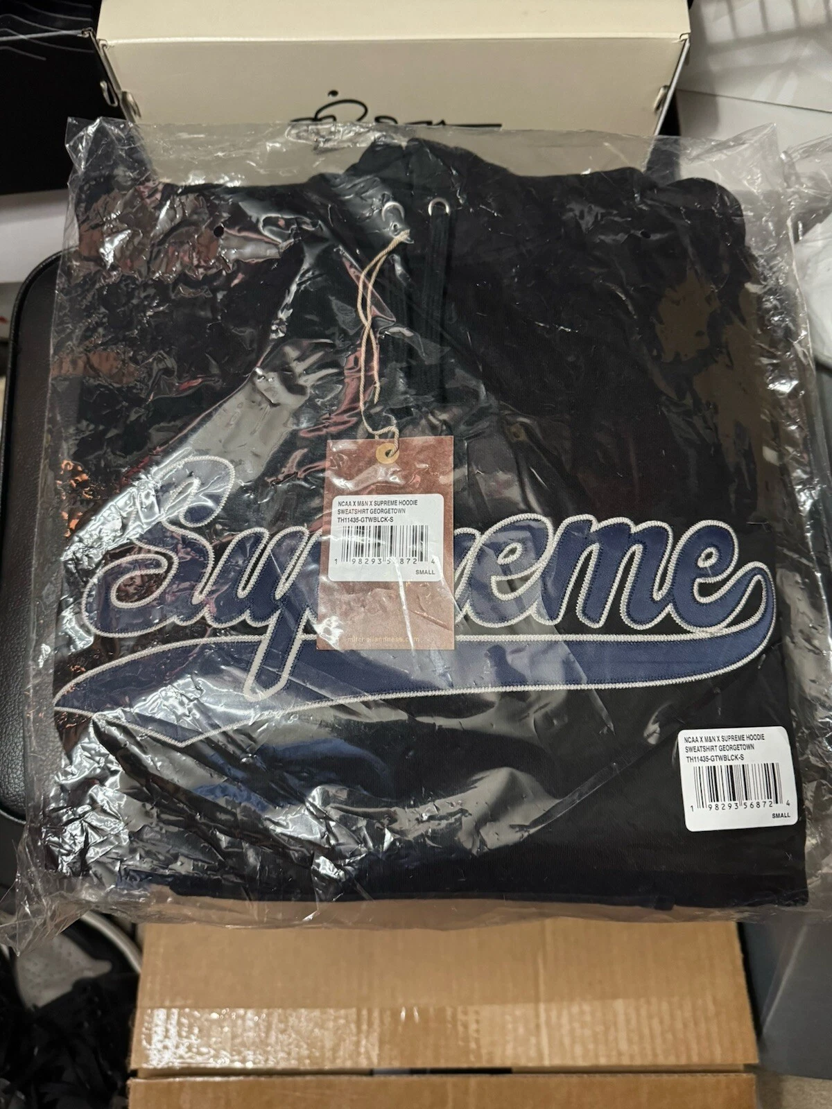 Sweat à capuche Supreme x Mitchell & Ness Georgetown taille S