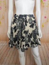 Milly of New York Black White Floral Ruffle Mini Skirt Size 2 Gossip Girl Blair
