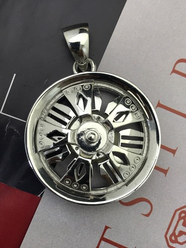 Unique Silver CI Chrome "Spinner Rim" Belt Buckle - Picture 3 of 9