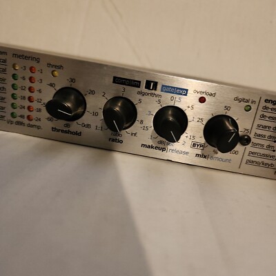 TC ELECTRONIC C300 DUAL CHANNEL STEREO GATE COMPRESSION