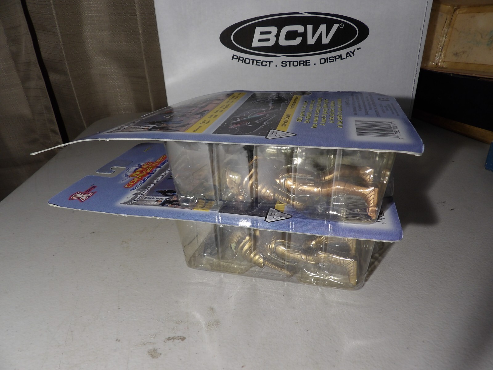 X-Toys Wing Commander Action Figures Lot of 2 - Kilrathi General & Pilot 1999 - Picture 6 of 7