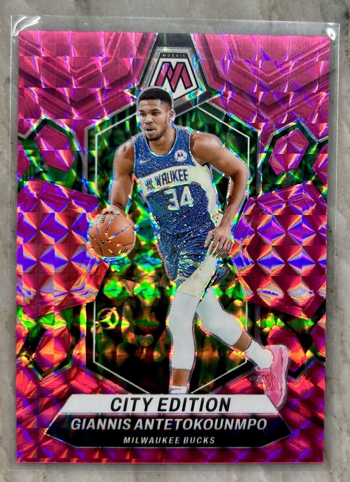 2023-24 Panini Mosaic Giannis Antetokounmpo #279 City Edition Pink Prizm /149