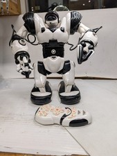 Wowwee Robo sapien ROBOT With Remote 2004 13 1/2 " Tall
