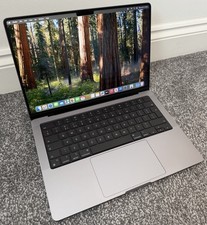 MacBook Pro 14” M3 8-Core 16GB RAM 512GB SSD Only 73 Cycles. APPLE WARRANTY!