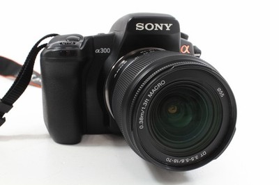 Sony alpha A300 18-70mm Kit DSLR-A300K, sehr guter Zustand