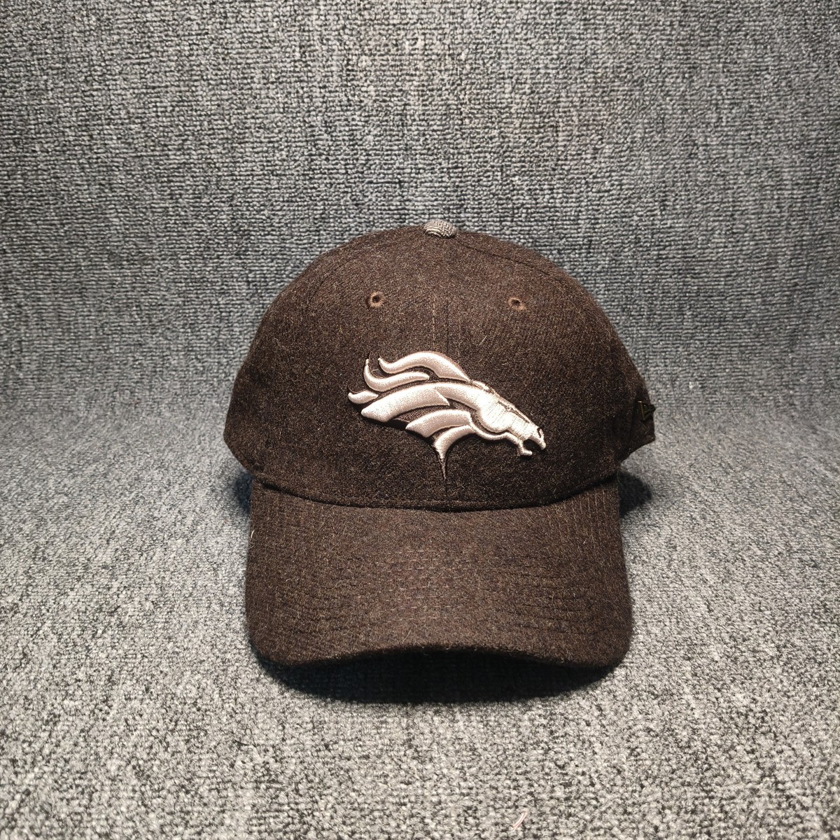 New Era Denver Broncos Brown Cap Embroidered Horse Head Logo Closed Back NFL Hat