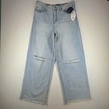 Scoop Women's High Rise Wide Leg Crop Jeans Light Wash Distressed Raw Hem Size