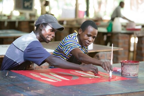 Indigo Quill Design Fairtrade African Table Runner - Bild 5 von 8