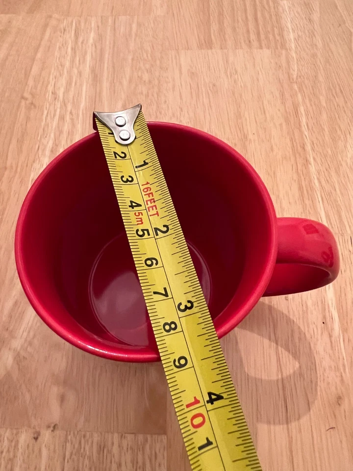 Taza de café Starbucks logotipo de sirena roja 12 OZ 2020 Foto 4 de 4