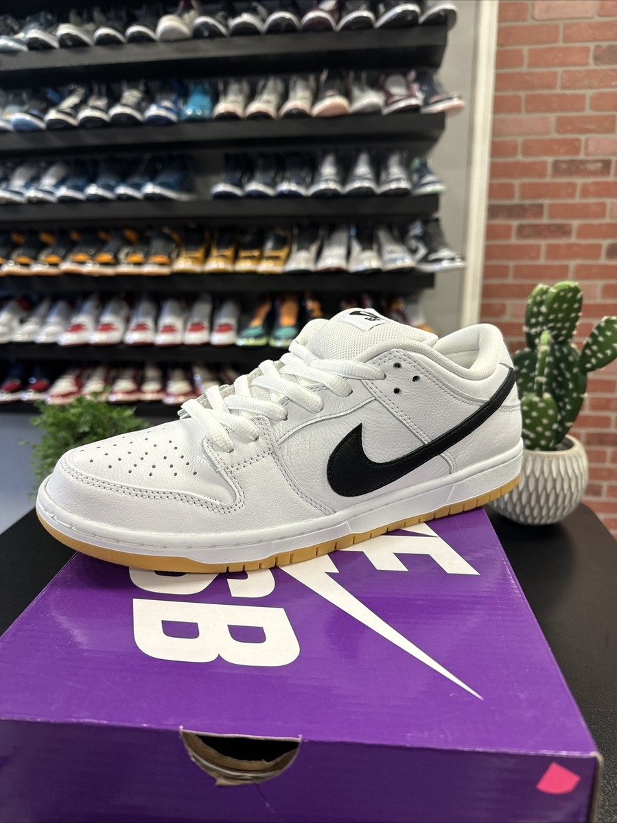 ⭐️只今、グッシー⭐️NIKEスニーカー　メンズ　25センチ ⭐️只今、グッシー⭐️NIKEスニーカー メンズ 25センチ Size 11