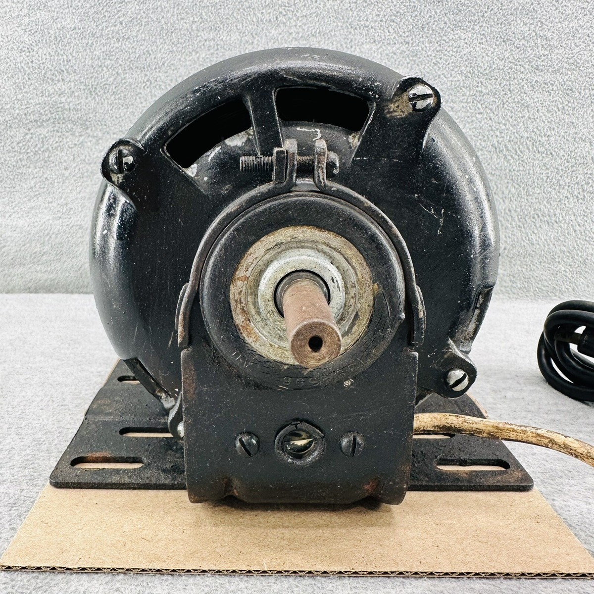 WESTINGHOUSE 1467145-A - AC MOTOR HP 1/6, RPM 1725, PHASE 1, 115