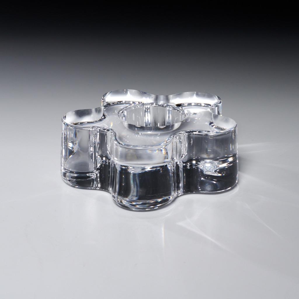 Sweden Orrefosのクリスタルガラスの置き物 Sweden Orrefosの