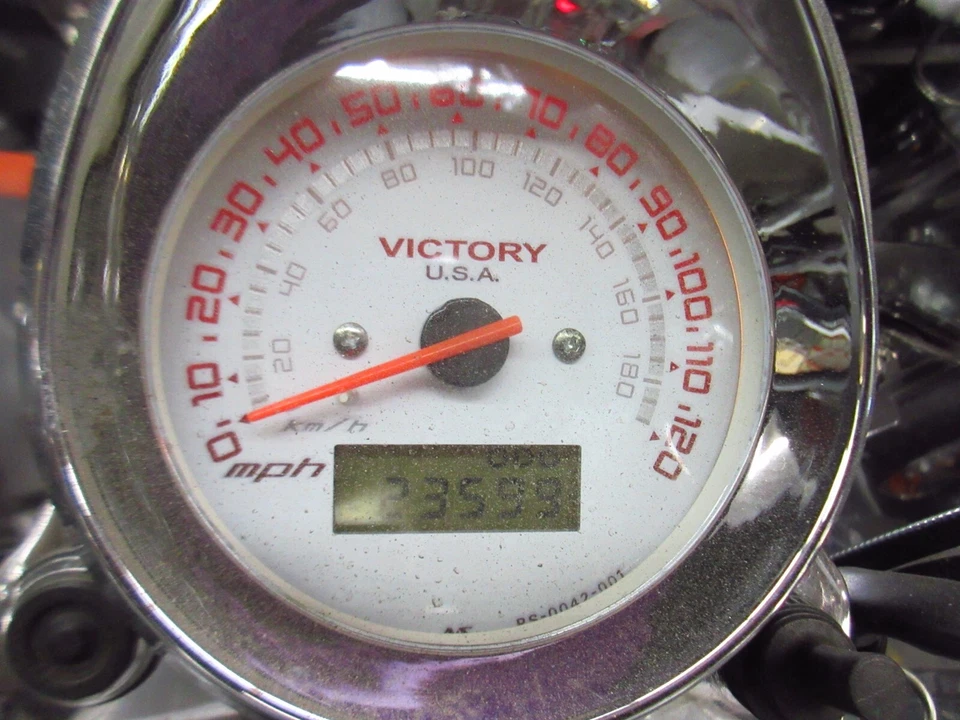 2005 04-05 Victory Kingpin Speedometer Meter Gauge Display Instrument 23.5K - Image 2 of 4